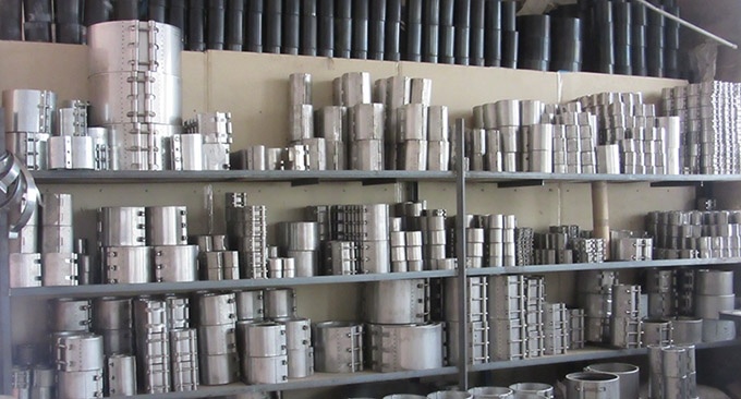 不鏽鋼(gāng)哈夫節(jie)的材質(zhì)抗腐蝕(shi)能力強(qiang)