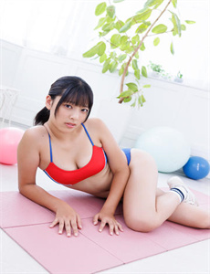 自拍 亚洲 偷拍 青涩/小东西我们在水里做运动图片