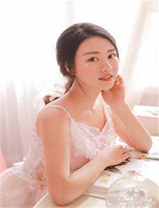 娱乐韩国下载/非诚勿扰女嘉宾王茜