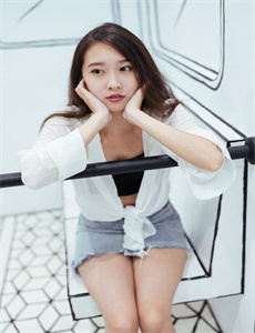 欧美一卡二卡三卡四卡免ios,久久久免费看少妇高潮A片特黄