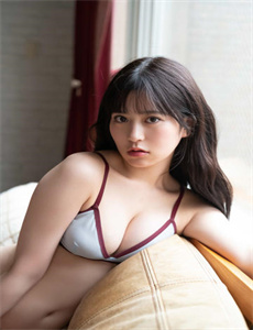 女生衣服越碰越少的手游/水果奶奶网